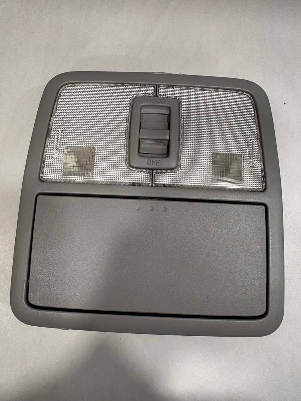 2006-2012 Toyota RAV4 Overhead Console Map Light Sunglass Holder Gray OEM